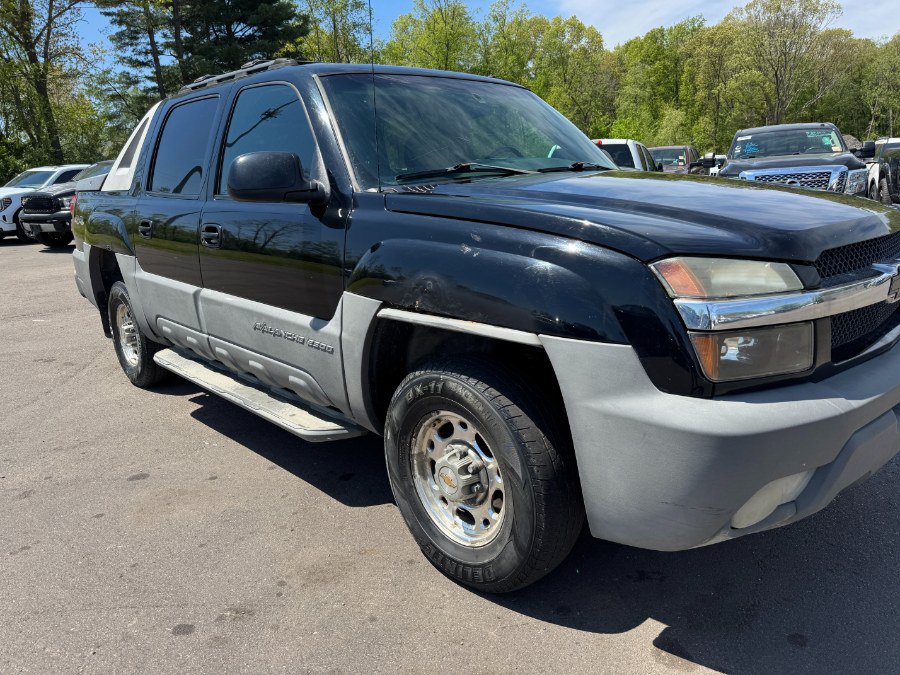 Used 2002 Chevrolet Avalanche 2500 w/ Convenience Pkg AWD/4WD image 12
