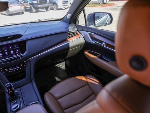 Certified 2023 Cadillac XT5 Premium Luxury w/ Technology Package image 29