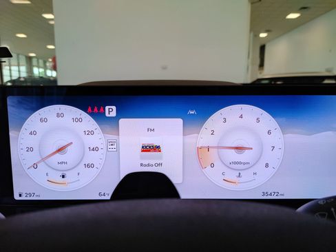 Used 2025 Genesis GV80 2.5T Standard AWD/4WD image 24