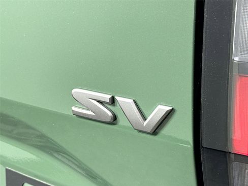 Used 2023 Nissan Frontier SV w/ SV Convenience Package image 14