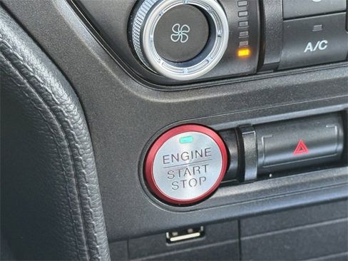 Certified 2022 Ford Mustang Coupe image 14