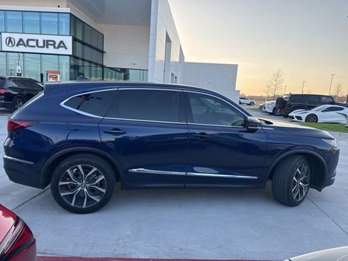 Used 2024 Acura MDX FWD w/ Technology Package image 8