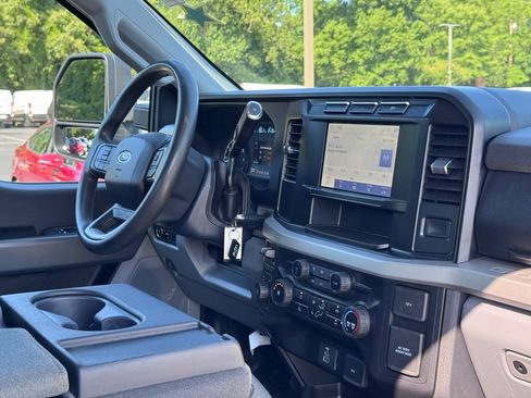 Used 2024 Ford F250 XLT w/ Snow Plow Prep Package AWD/4WD image 5