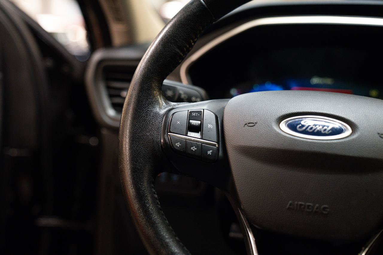 Used 2020 Ford Escape SE Sport AWD/4WD image 32