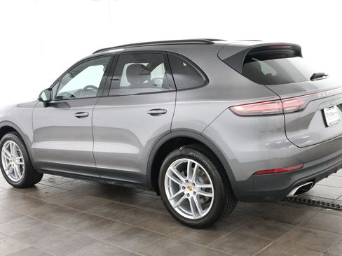 Used 2021 Porsche Cayenne AWD/4WD image 3