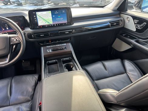 Certified 2025 Lincoln Aviator Reserve w/ Equipment Group 201A image 31