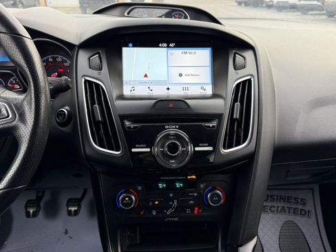 Used 2017 Ford Focus RS image 26