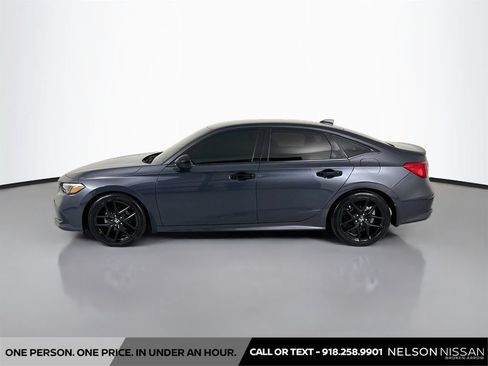 Used 2022 Honda Civic Sport image 8