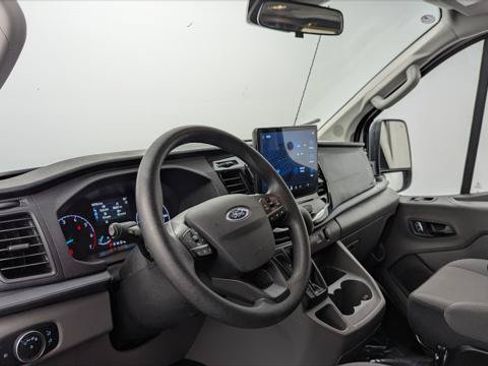 Used 2024 Ford Transit 350 XLT RWD image 21