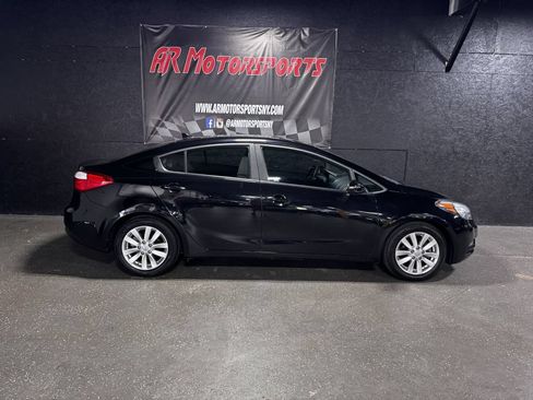 Used 2016 Kia Forte LX w/ LX Popular Plus Package FWD image 6