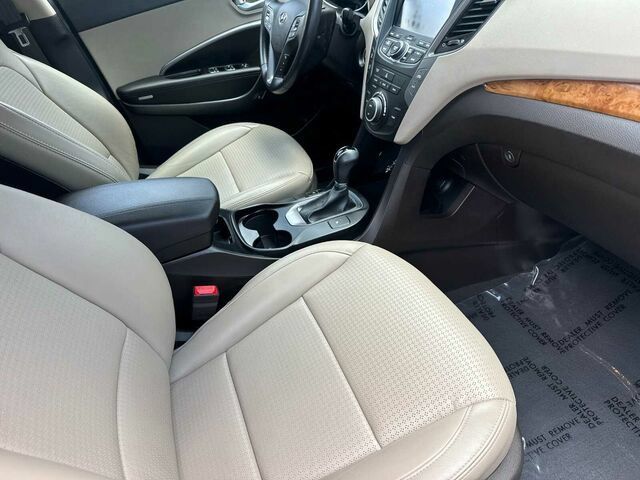 Used 2014 Hyundai Santa Fe Sport 2.0T w/ Navigation Package 06 FWD image 19