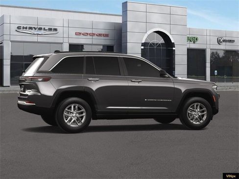 New 2024 Jeep Grand Cherokee Laredo X w/ Luxury Tech Group I image 15