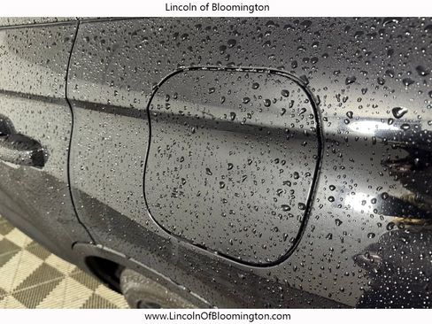 New 2025 Lincoln Corsair Reserve w/ Equipment Group 202A image 27