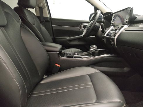 Used 2023 Kia Sorento S FWD image 21