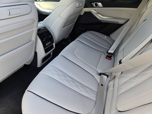 Used 2024 BMW X5 M60i AWD/4WD image 31