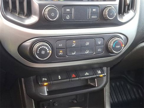 Used 2020 Chevrolet Colorado LT w/ Safety Package image 15