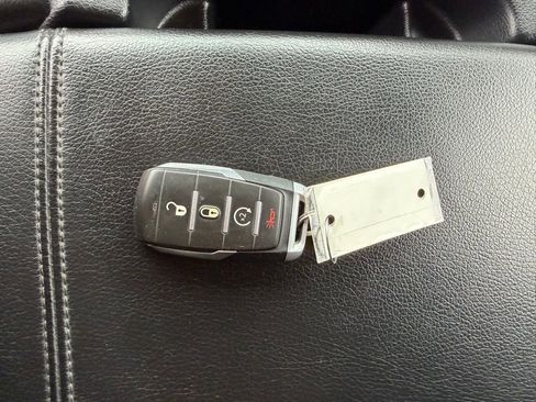 Used 2021 RAM 1500 Big Horn w/ Built-to-serve Edition image 31