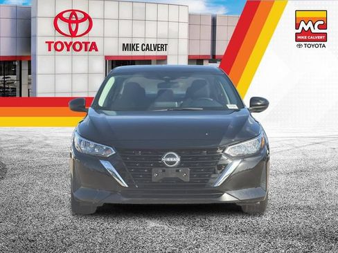 Used 2024 Nissan Sentra SV FWD image 8