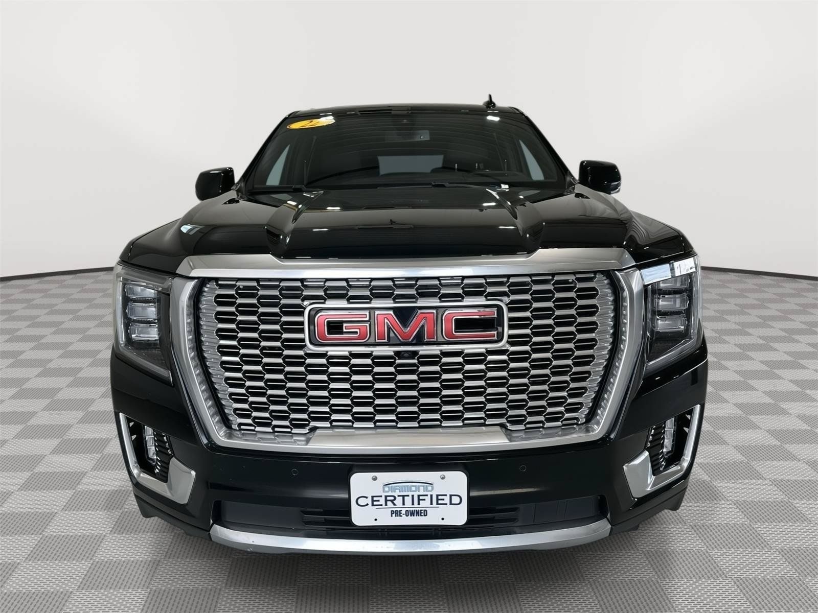 Used 2022 GMC Yukon Denali AWD/4WD image 8