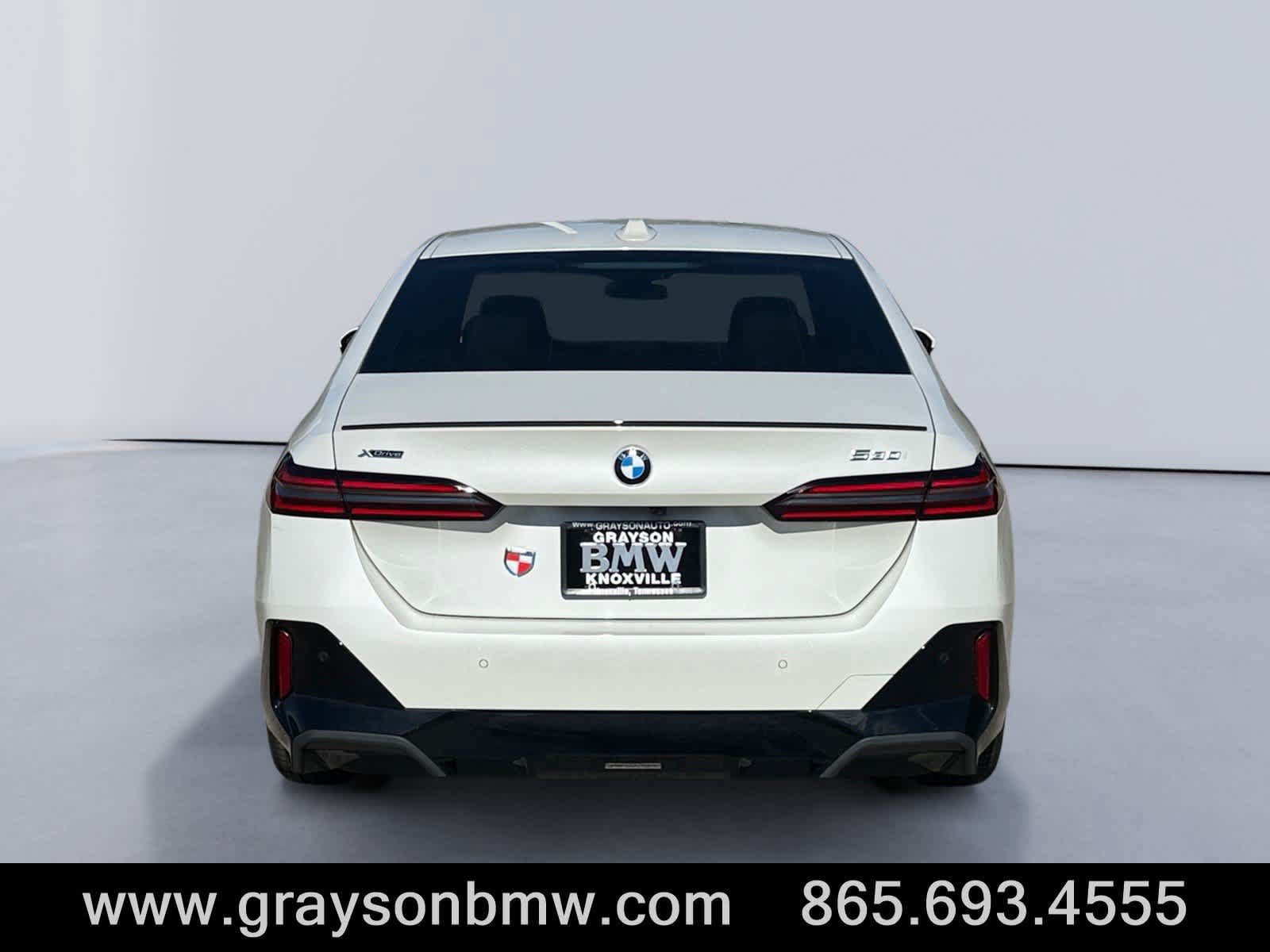 Used 2024 BMW 530i xDrive w/ M Sport Package AWD/4WD image 4