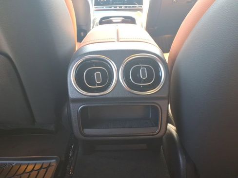 New 2026 Mercedes-Benz C 300 4MATIC Sedan image 27
