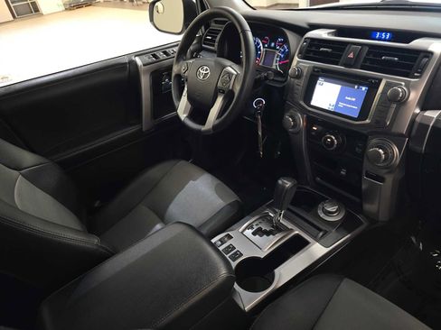 Used 2019 Toyota 4Runner SR5 Premium AWD/4WD image 30