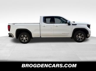 New 2026 GMC Sierra 1500 SLE video 2
