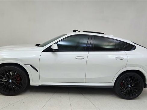 Used 2023 BMW X6 xDrive40i w/ M Sport Package image 10