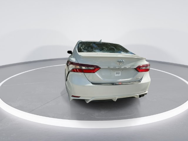 Used 2022 Toyota Camry SE w/ Convenience Package FWD image 7