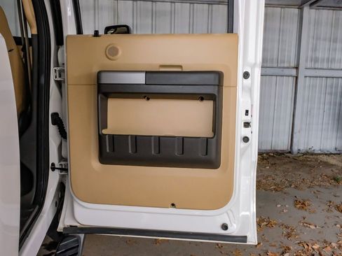 Used 2016 Ford F250 Lariat w/ Lariat Interior Package image 46