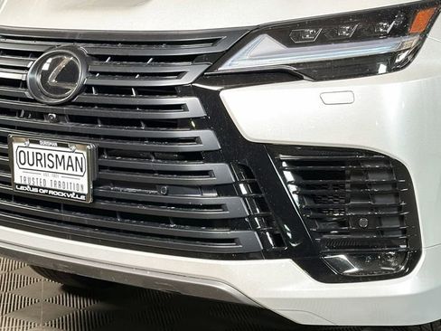 New 2026 Lexus LX 700h Luxury AWD/4WD image 3