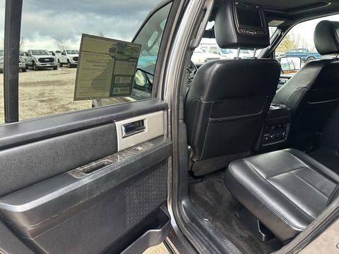 Used 2015 Ford Expedition Limited w/ Equipment Group 301A image 19