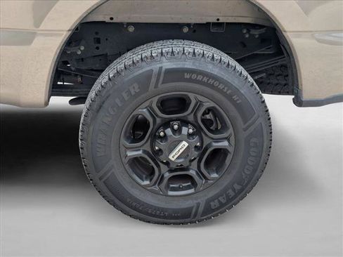 Used 2023 Ford F350 XLT w/ XLT Premium Package AWD/4WD image 10