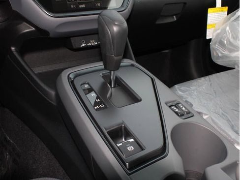 New 2026 Subaru Crosstrek 2.0i Premium image 33