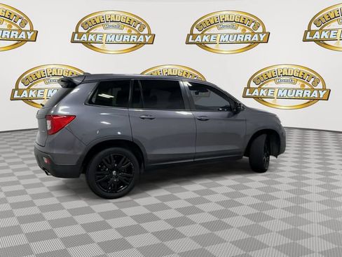 Used 2021 Honda Passport Sport image 3