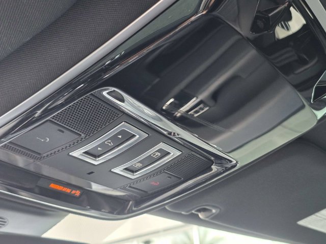 Used 2019 Land Rover Range Rover Sport HSE AWD/4WD image 26