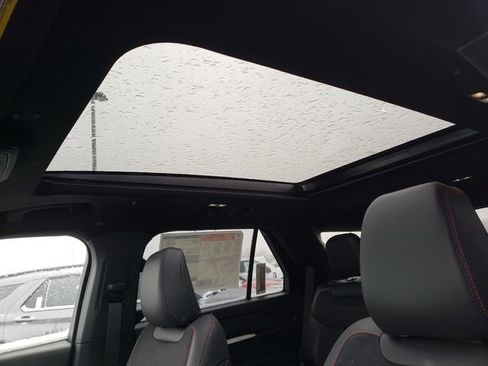 New 2026 Ford Explorer ST w/ Sun And Sound Package image 28