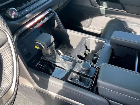 New 2026 Toyota Tundra Limited image 10