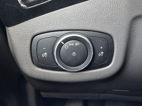 Used 2019 Ford Transit Connect XL image 16