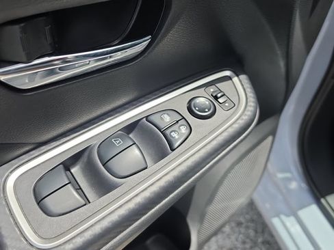 Certified 2023 Nissan Versa SR w/ Trunk Package FWD image 19