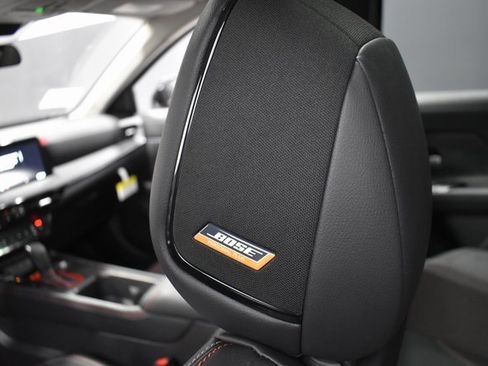 New 2026 Nissan Kicks SR w/ SR Premium Package image 18