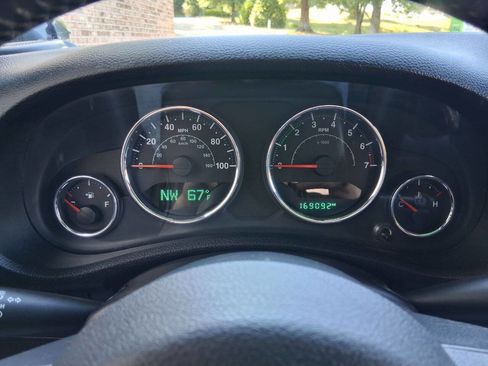 Used 2015 Jeep Wrangler Unlimited Sport AWD/4WD image 15