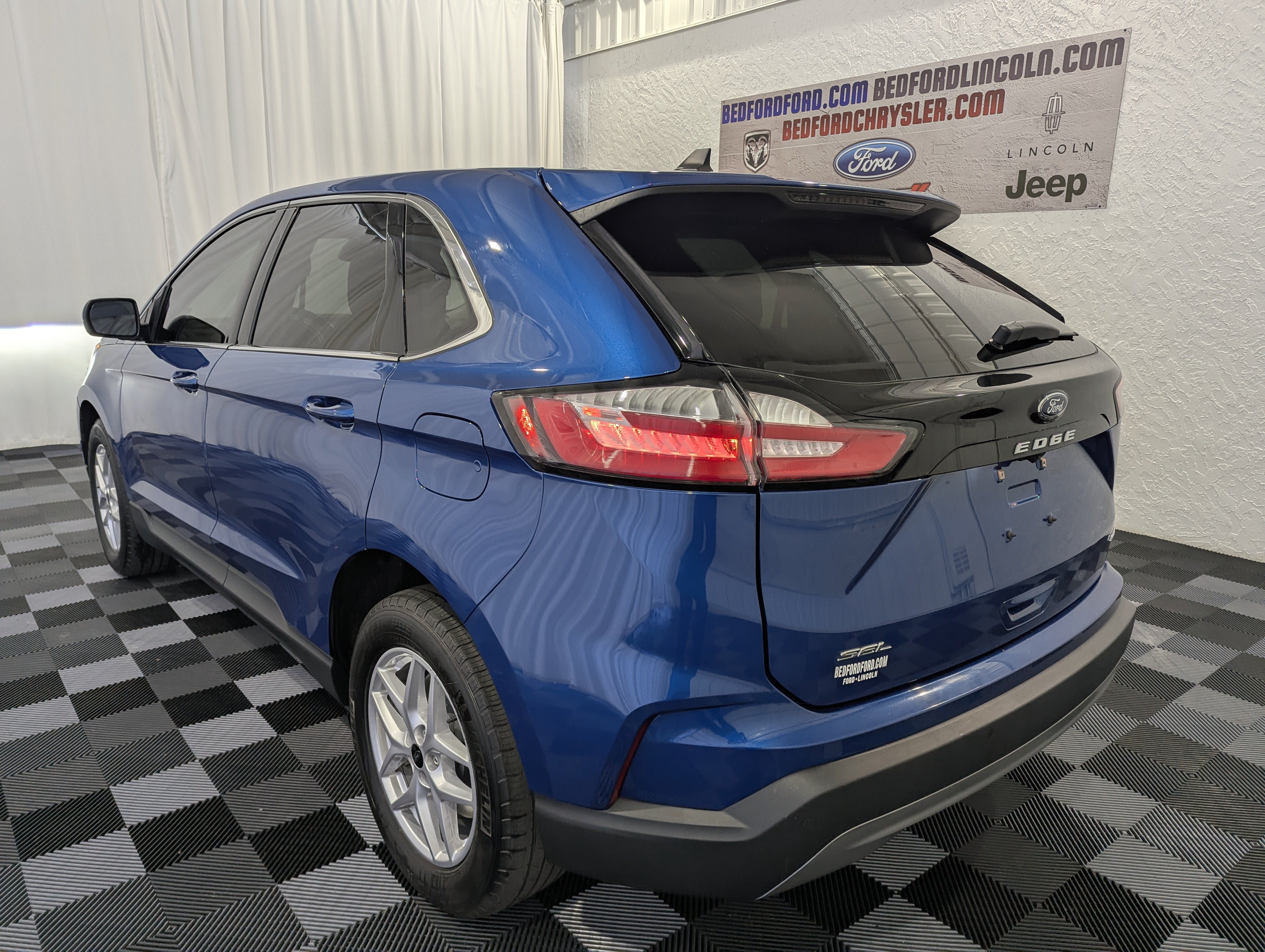 Used 2024 Ford Edge SEL w/ Convenience Package AWD/4WD image 10