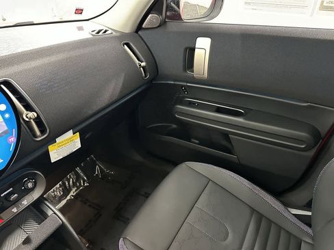 Certified 2025 MINI Cooper Countryman S image 23