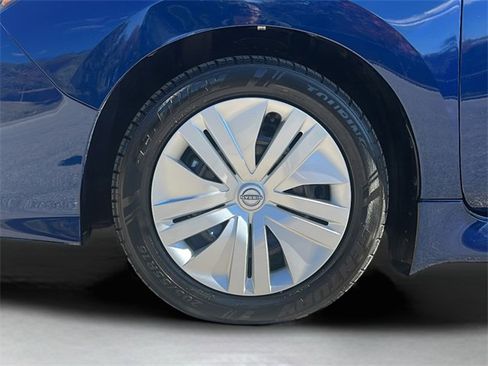 Used 2024 Nissan Leaf S image 4