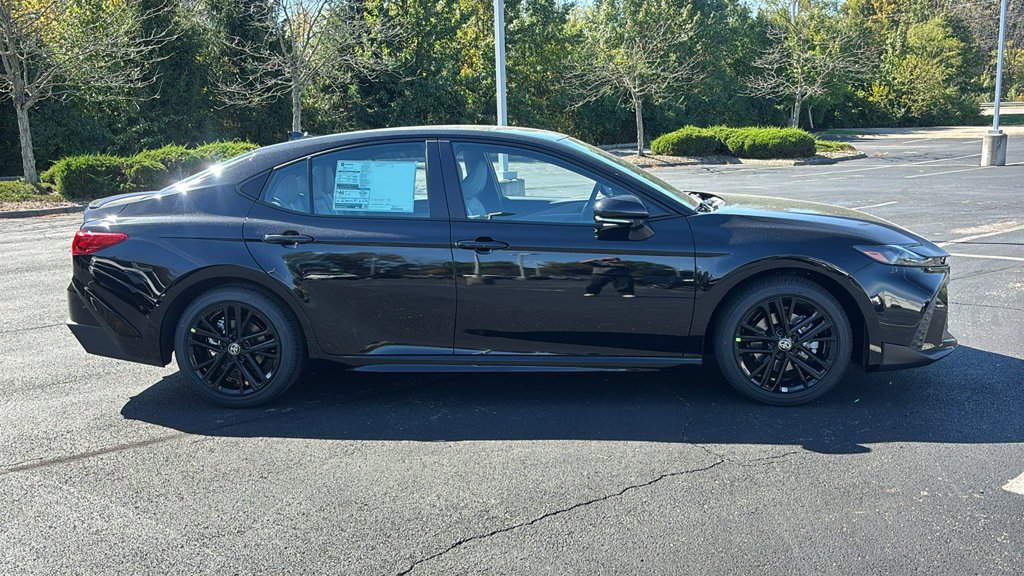 New 2026 Toyota Camry SE FWD image 27