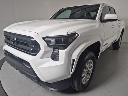 New 2026 Toyota Tacoma SR5 AWD/4WD image 1
