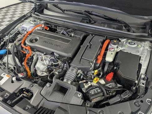 Used 2024 Honda Accord Sport image 32