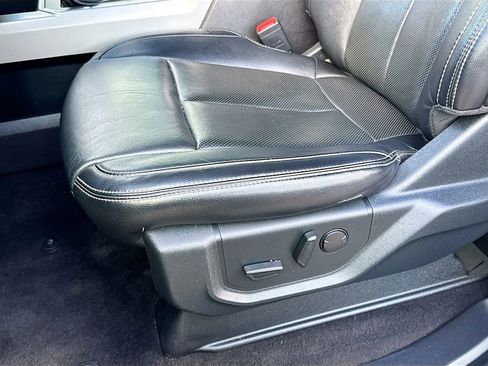 Used 2019 Ford F150 Lariat w/ Equipment Group 502A Luxury image 21