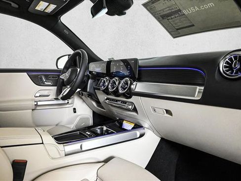 New 2026 Mercedes-Benz GLB 250 4MATIC image 24